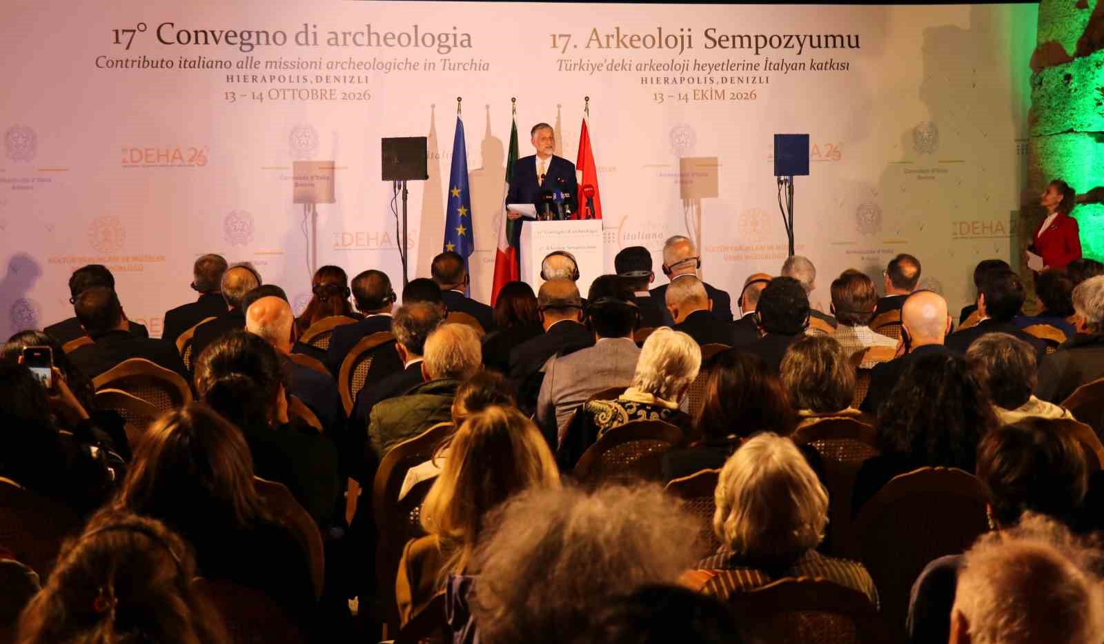 Bakan Ersoy, Hierapolis’teki buluşmada Türkiye arkeolojisinin yeni vizyonunu anlattı