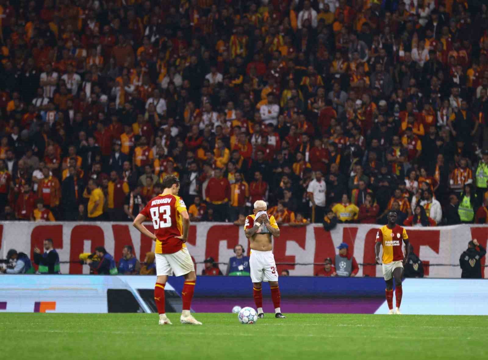 UEFA Şampiyonlar Ligi: Galatasaray: 1 - Barcelona: 4 (Maç sonucu)