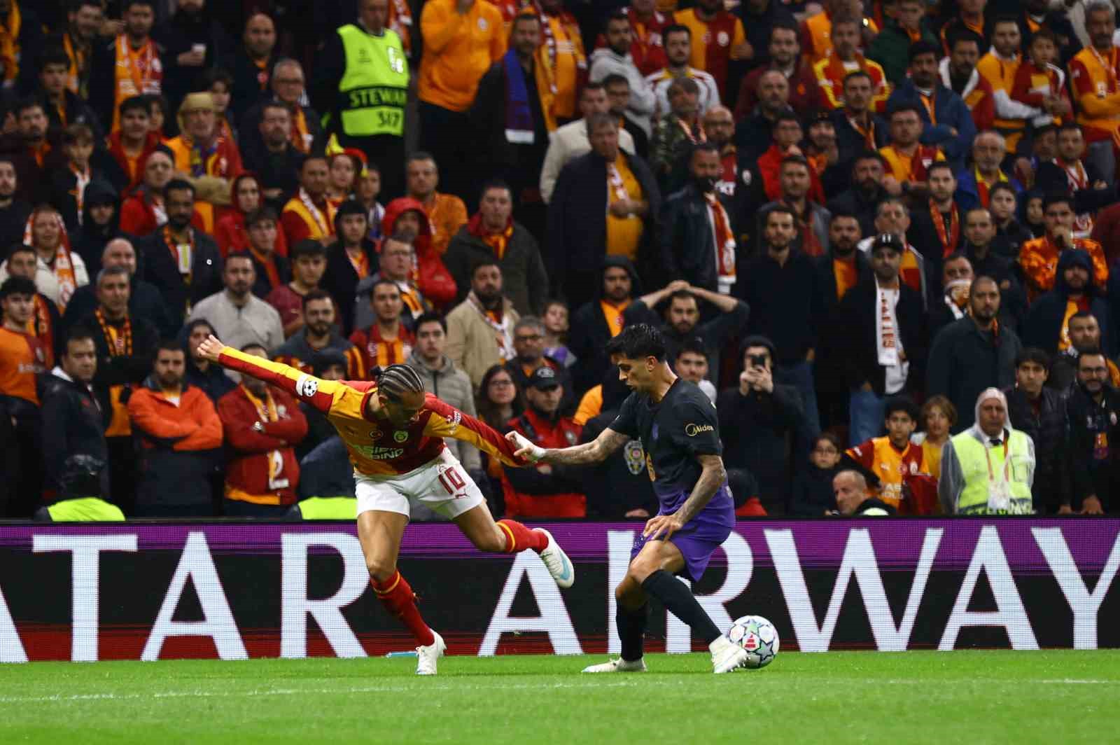 UEFA Şampiyonlar Ligi: Galatasaray: 1 - Barcelona: 4 (Maç sonucu)