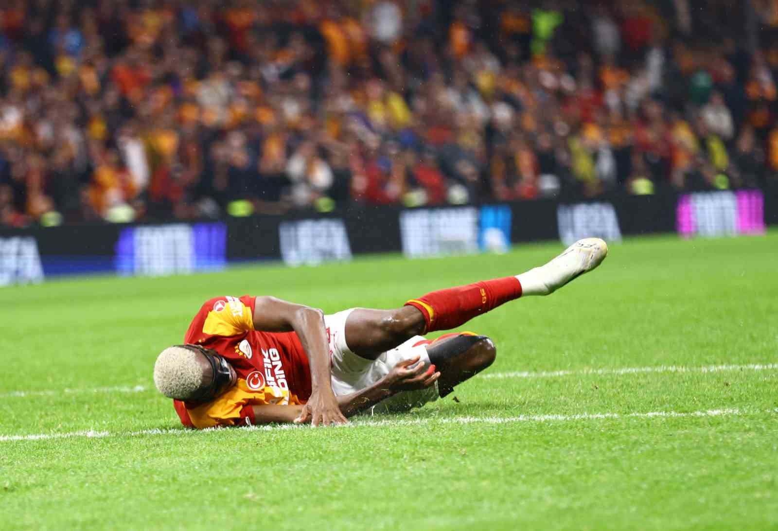 UEFA Şampiyonlar Ligi: Galatasaray: 1 - Barcelona: 4 (Maç sonucu)