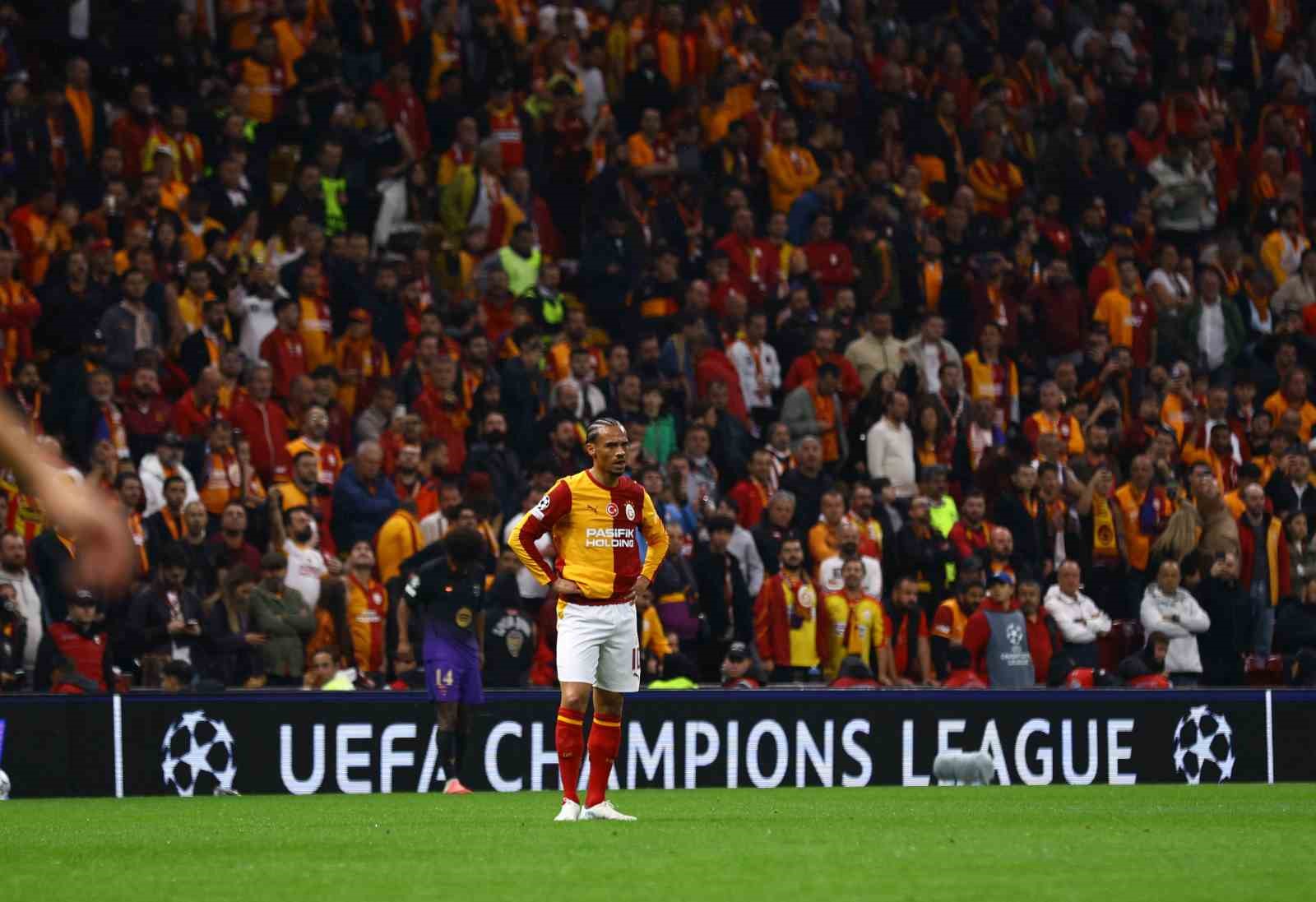 UEFA Şampiyonlar Ligi: Galatasaray: 1 - Barcelona: 4 (Maç sonucu)