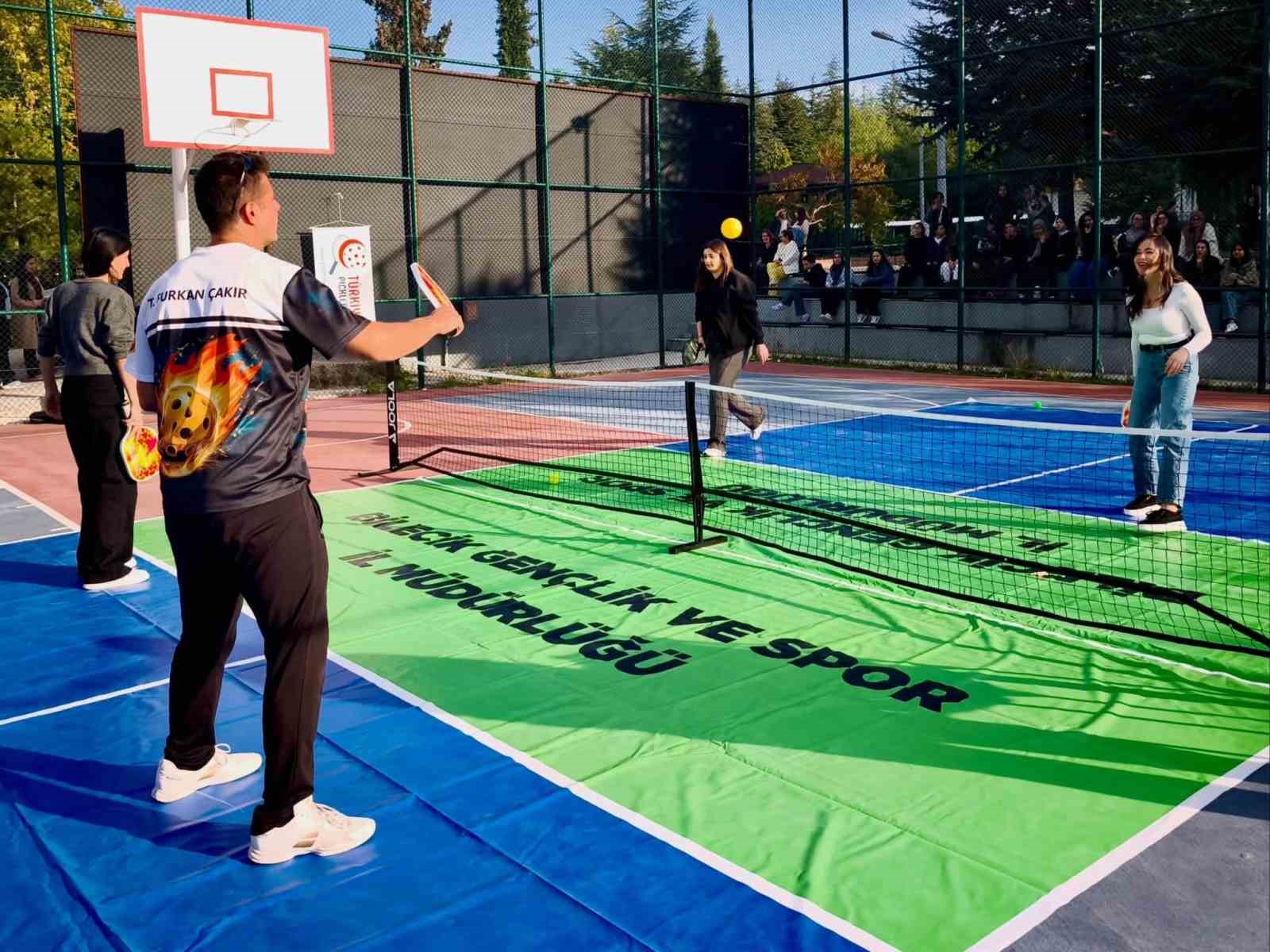 Bilecik’te öğrenciler pickleball ile tanıştı