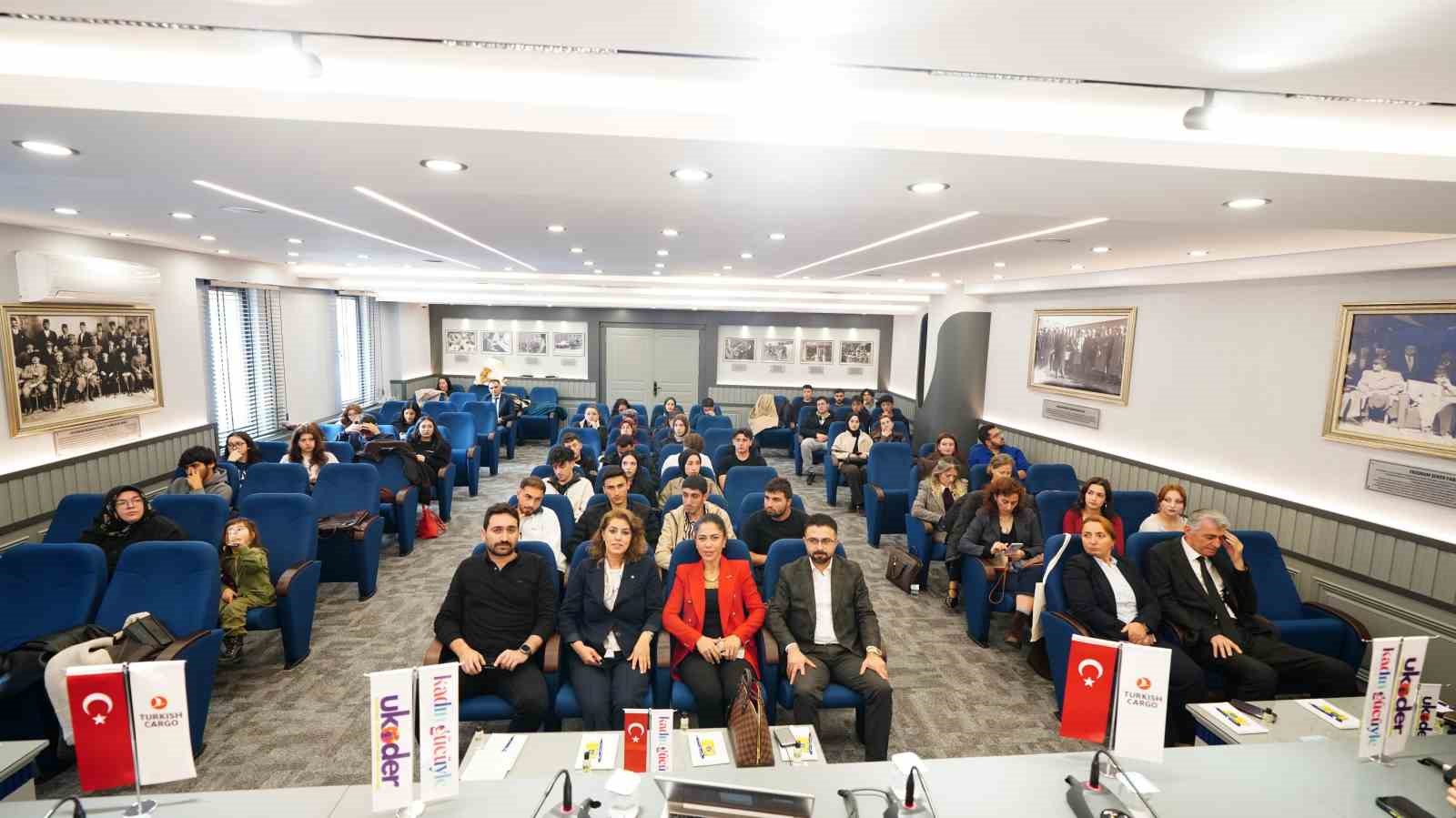 ETSO’da "Kadın Gücüyle Kalkınma Projesi Gümrük ve Dış Ticaret Eğitimi" düzenlendi
