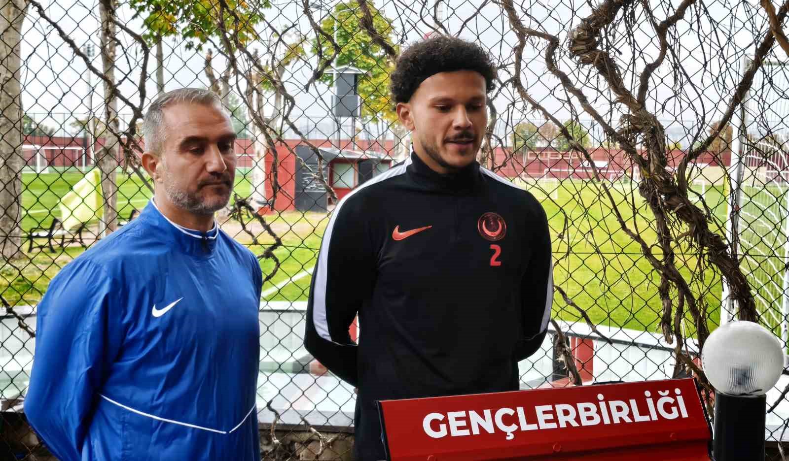 Bernd Storck: "Galatasaray’a karşı iyi bir maç çıkaracağımızı düşünüyorum"
