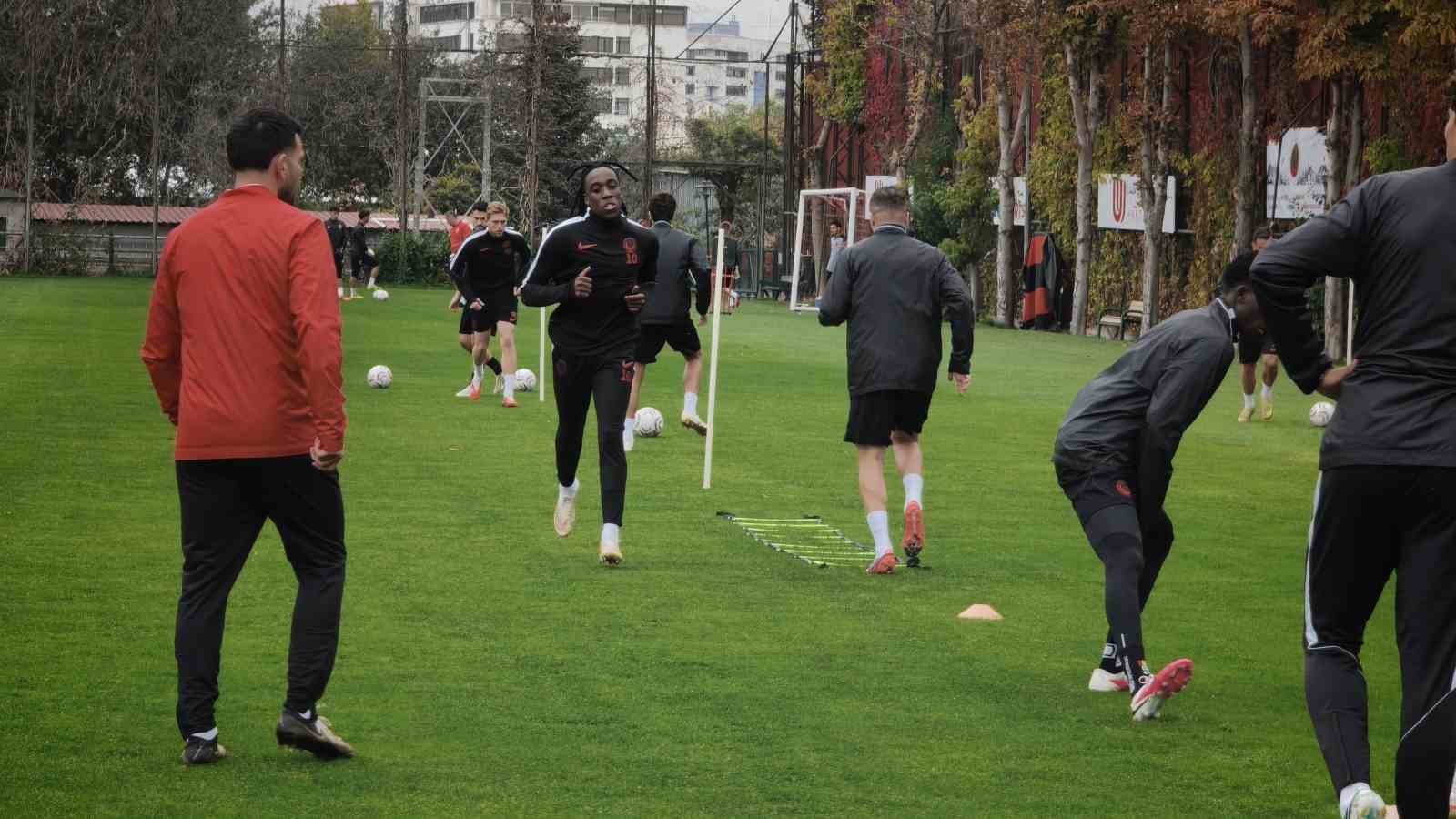 Bernd Storck: "Galatasaray’a karşı iyi bir maç çıkaracağımızı düşünüyorum"