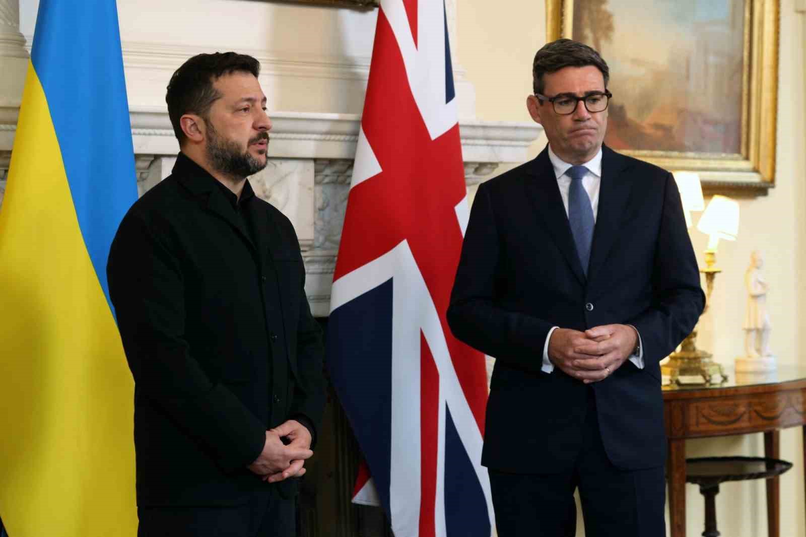 Zelenskiy, ABD’ye sitem etti: "Dürüst, açık ve güçlü ortaklar olmak istiyoruz"