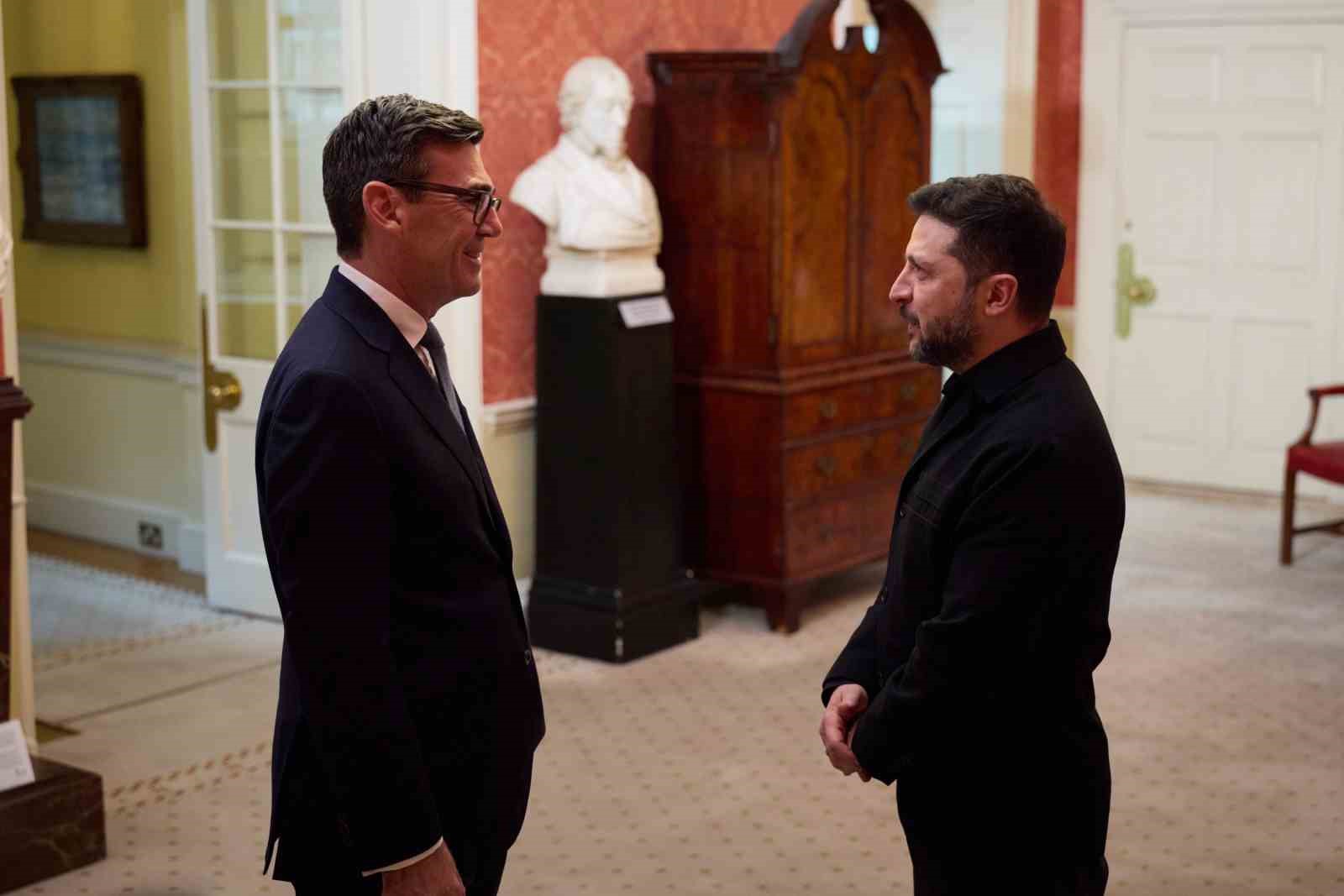 Zelenskiy, ABD’ye sitem etti: "Dürüst, açık ve güçlü ortaklar olmak istiyoruz"