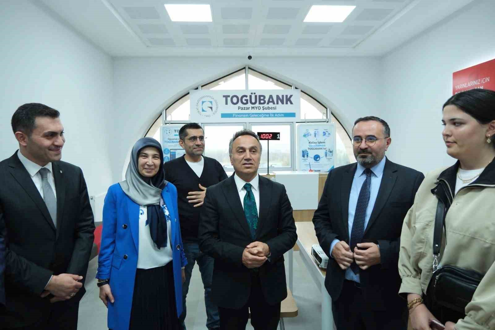 TOGÜ öğrencileri bankacılığı uygulama laboratuvarında öğrenecek