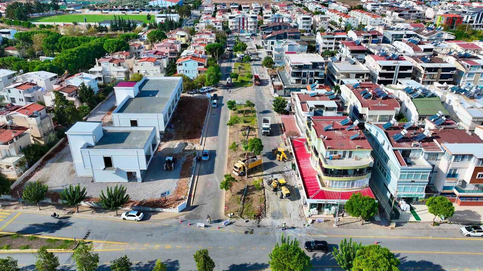 Didim’de yol yenileme çalışmaları devam ediyor