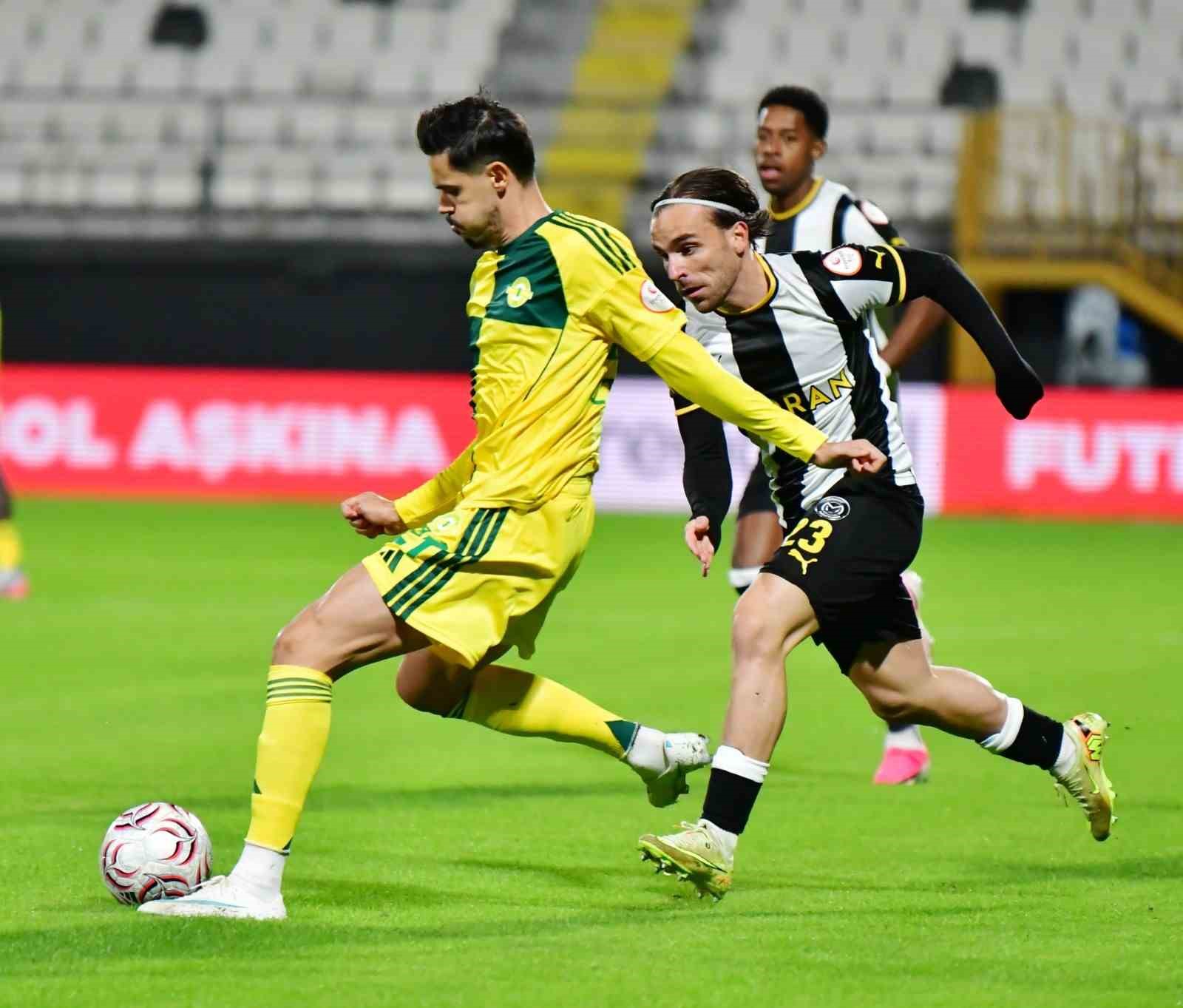 Trendyol 1. Lig: Manisa FK: 1 - Esenler Erokspor: 1