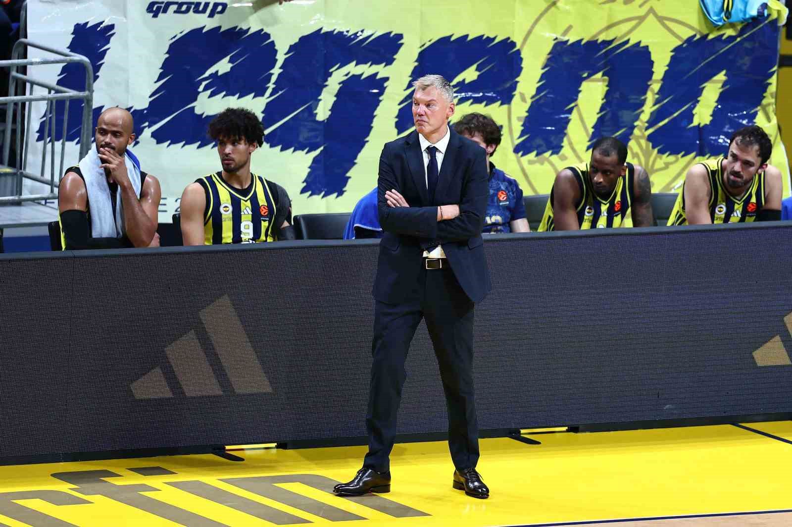 Euroleague: Fenerbahçe: 74 - Partizan: 65