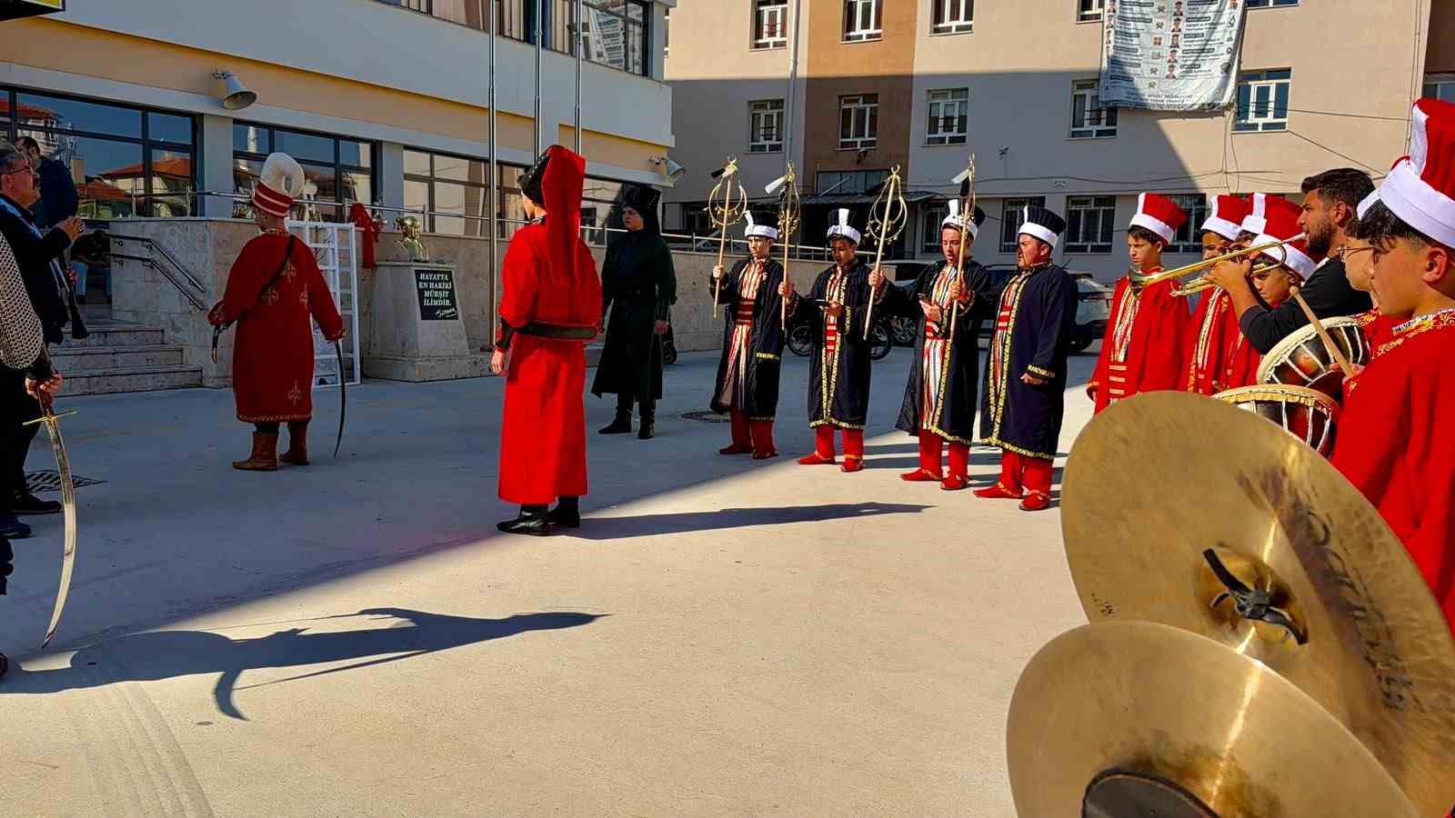 Lise öğrencileri ‘Mehteran Takımı’ kurdu