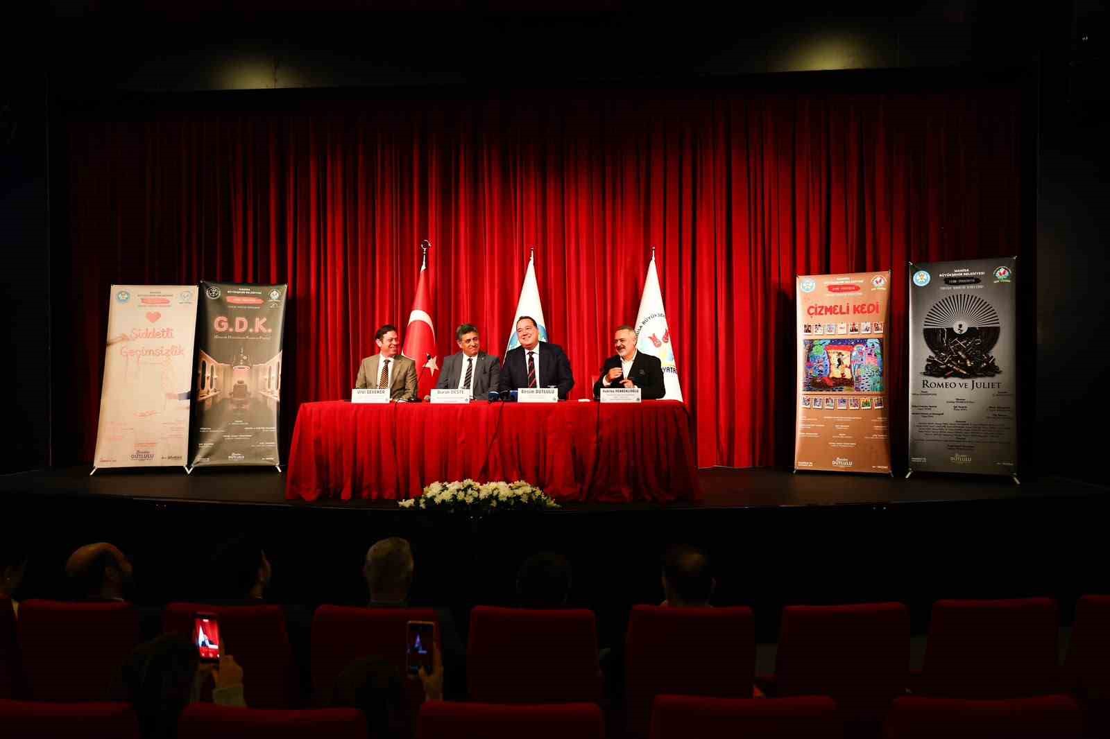 Manisa Şehir Tiyatrosu 20’inci yılını ’Duruş’ temasıyla açıyor