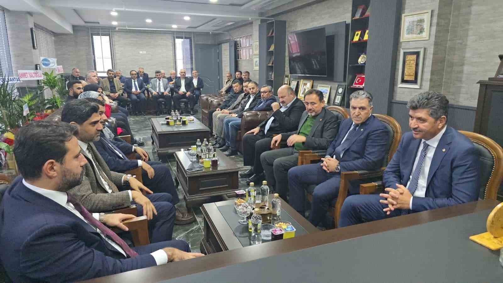 AK Parti heyetinden Karabük TSO’ya "hayırlı olsun" ziyareti