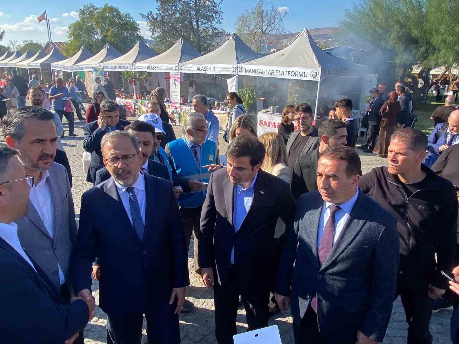 Alaşehir’in yöresel değerlerine Kasapoğlu’ndan ziyaret