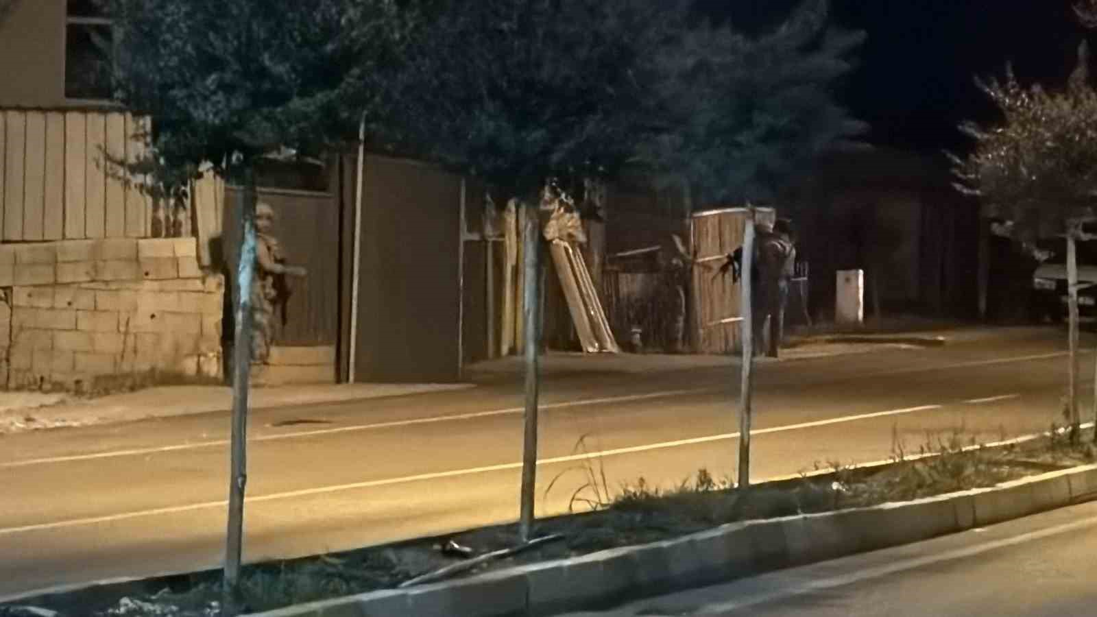 Yüksek sesli müzik tartışması silahlı çatışmaya dönüştü: 5 yaralı