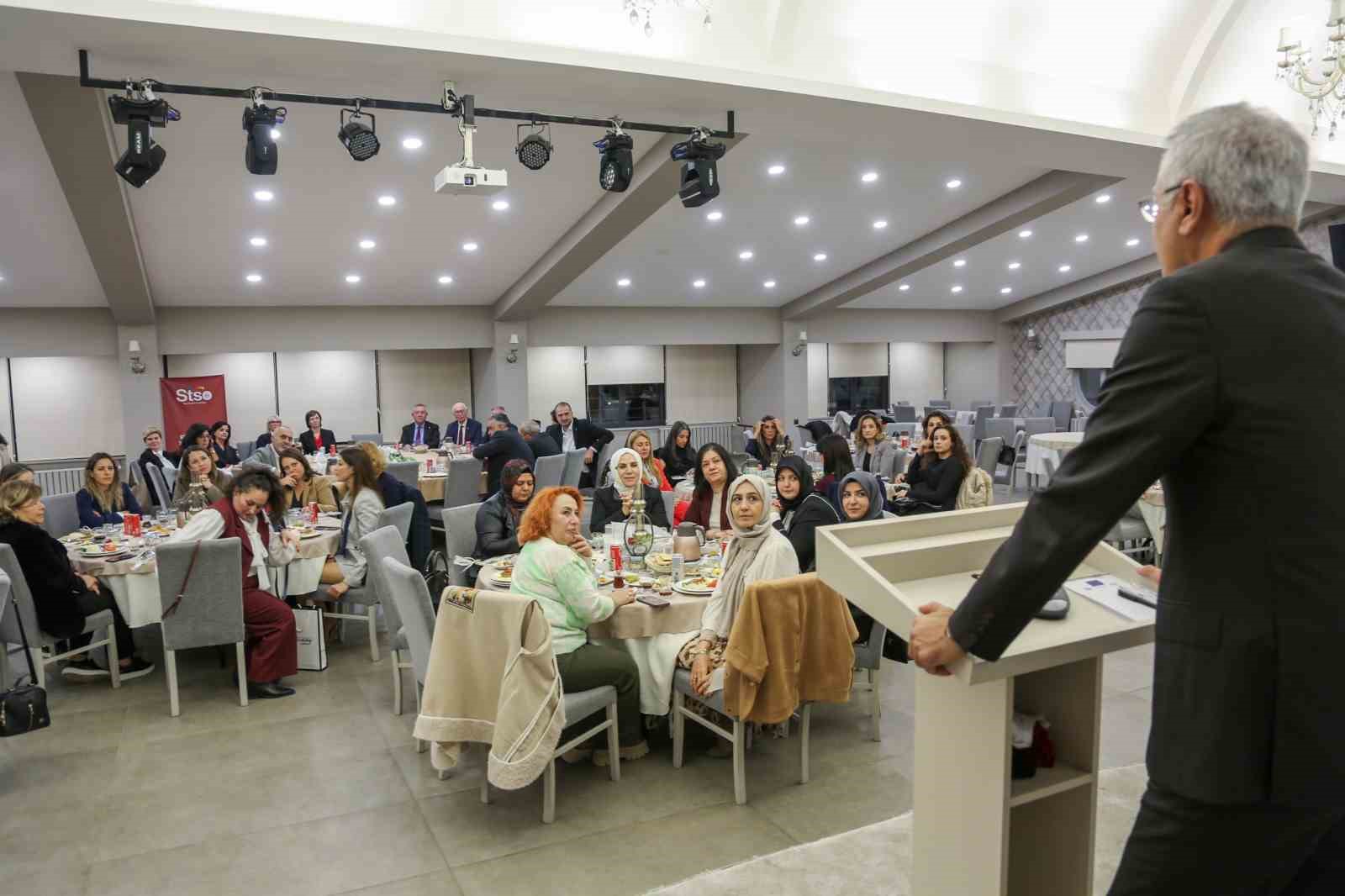 Sivas’ta kadınların sanayideki rolü masaya yatırıldı