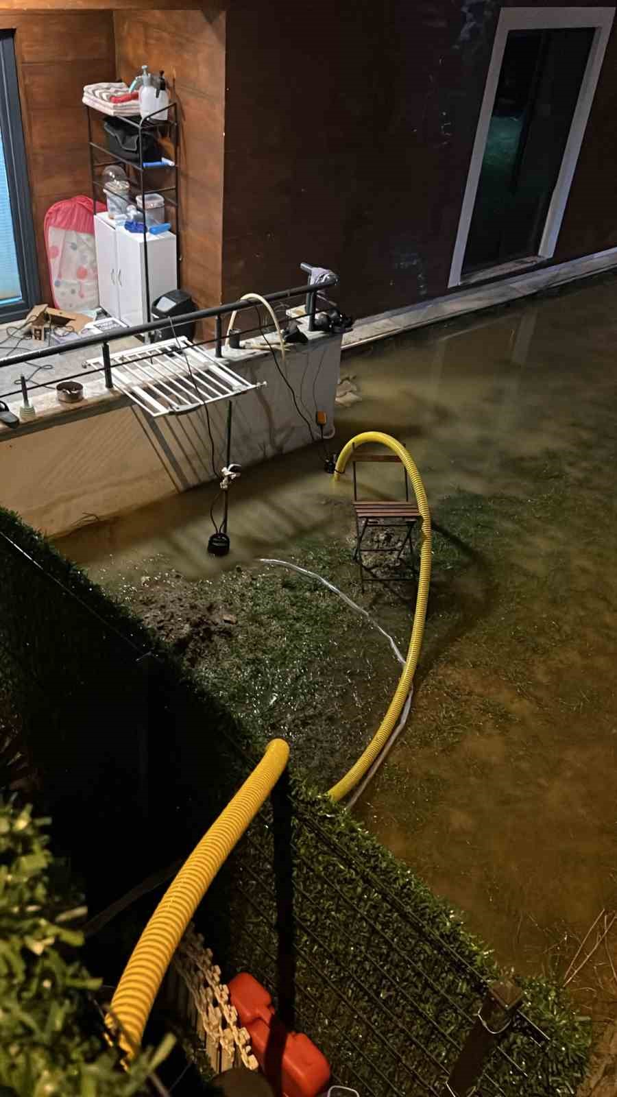 Gölcük’te 65 kişinin yaşadığı bina tahliye edildi