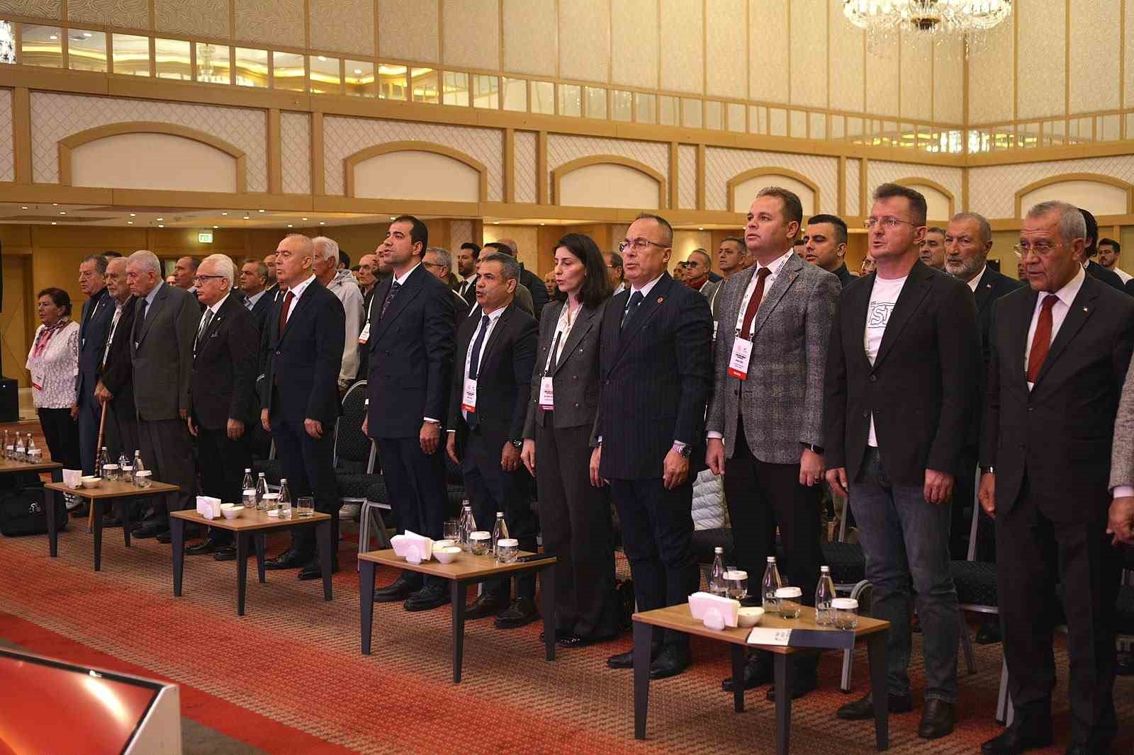 Türkiye Bisiklet Federasyonu yönetimi güven tazeledi