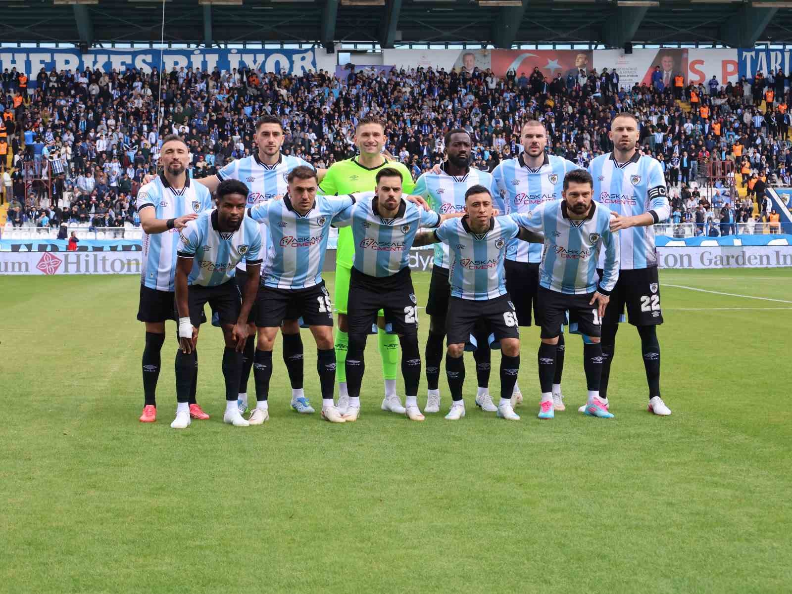 Trendyol Süper Lig: Erzurumspor FK: 1 - Eyüpspor: 0 (İlk yarı)