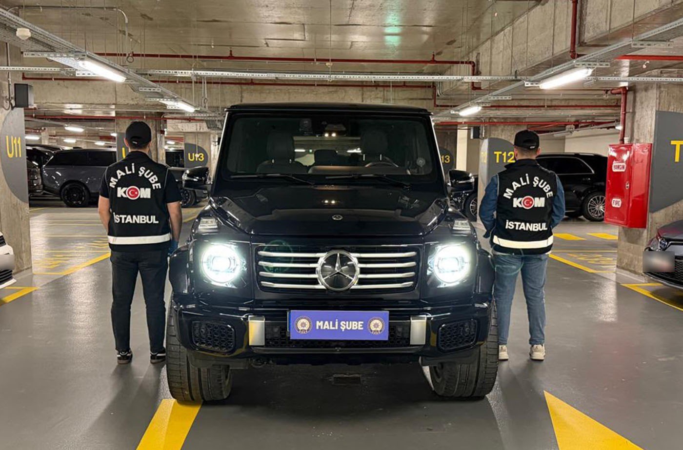 Kırmızı bültenle aranan kripto para dolandırıcılığı şüphelisinin eşi adına kayıtlı 9 araca el konuldu