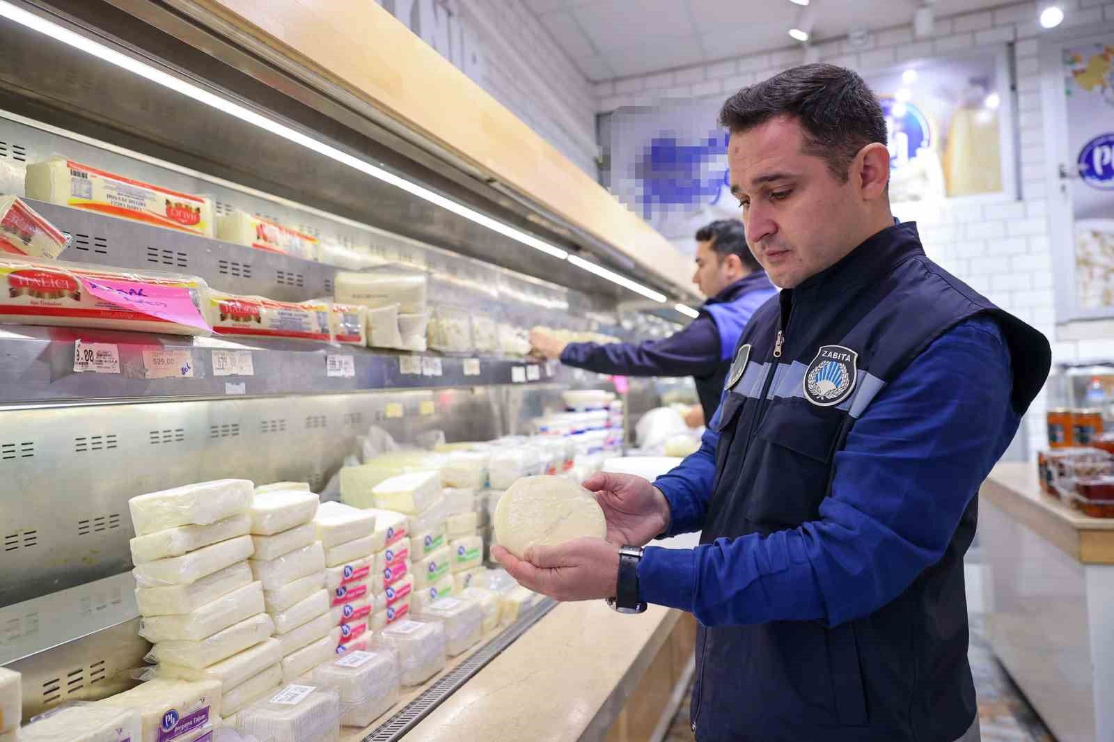 Vatandaşın sağlığıyla oynuyorlar: 109,5 kilogram süt ürünü imha edildi