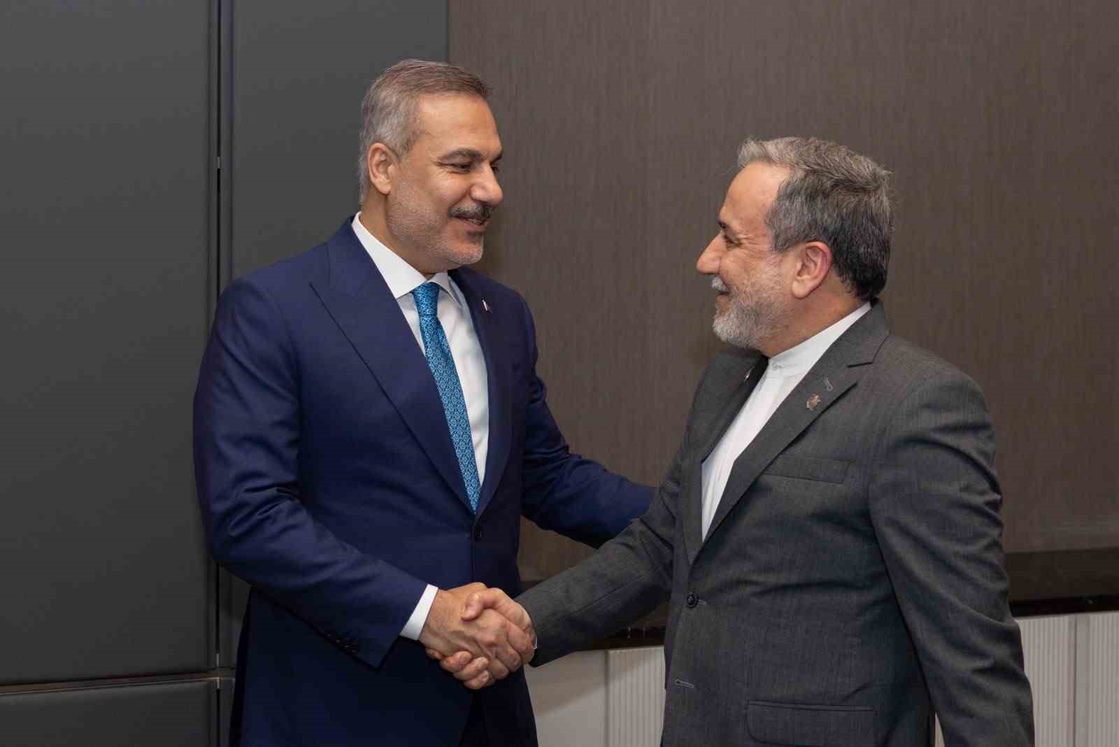 Bakan Fidan, İran Dışişleri Bakanı Arakçi ile görüştü