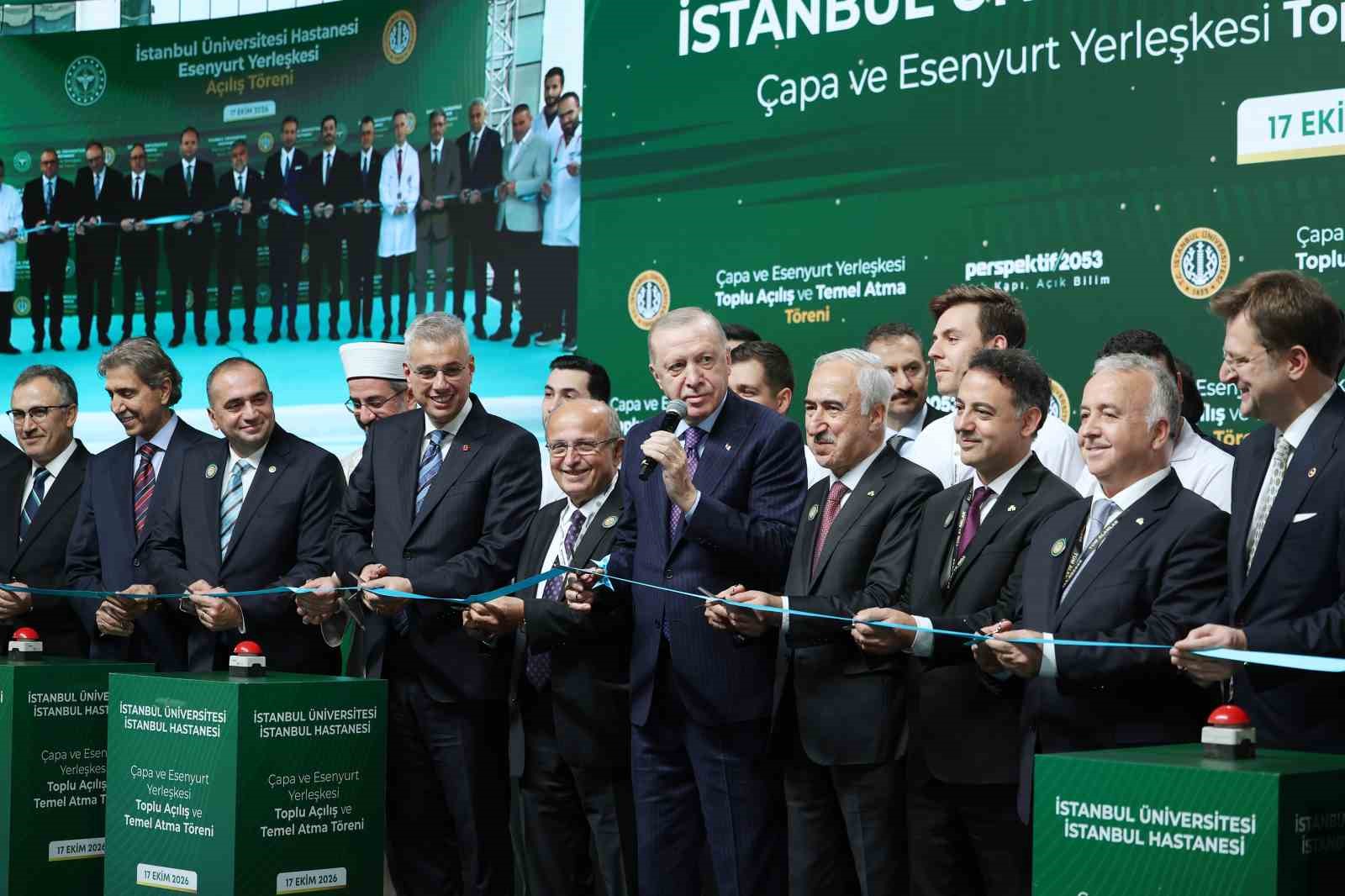 Cumhurbaşkanı Erdoğan müjdeyi verdi: "38 bin hekim dışı personel alacağız"