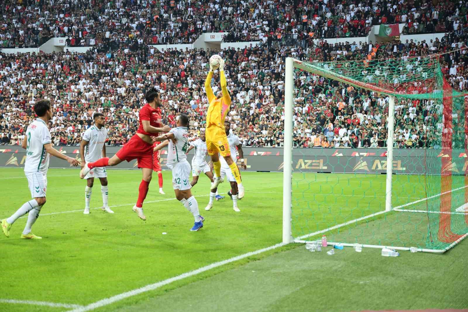 Trendyol Süper Lig: Amed Sportif Faaliyetler: 1 - Konyaspor: 0 (Maç sonucu)