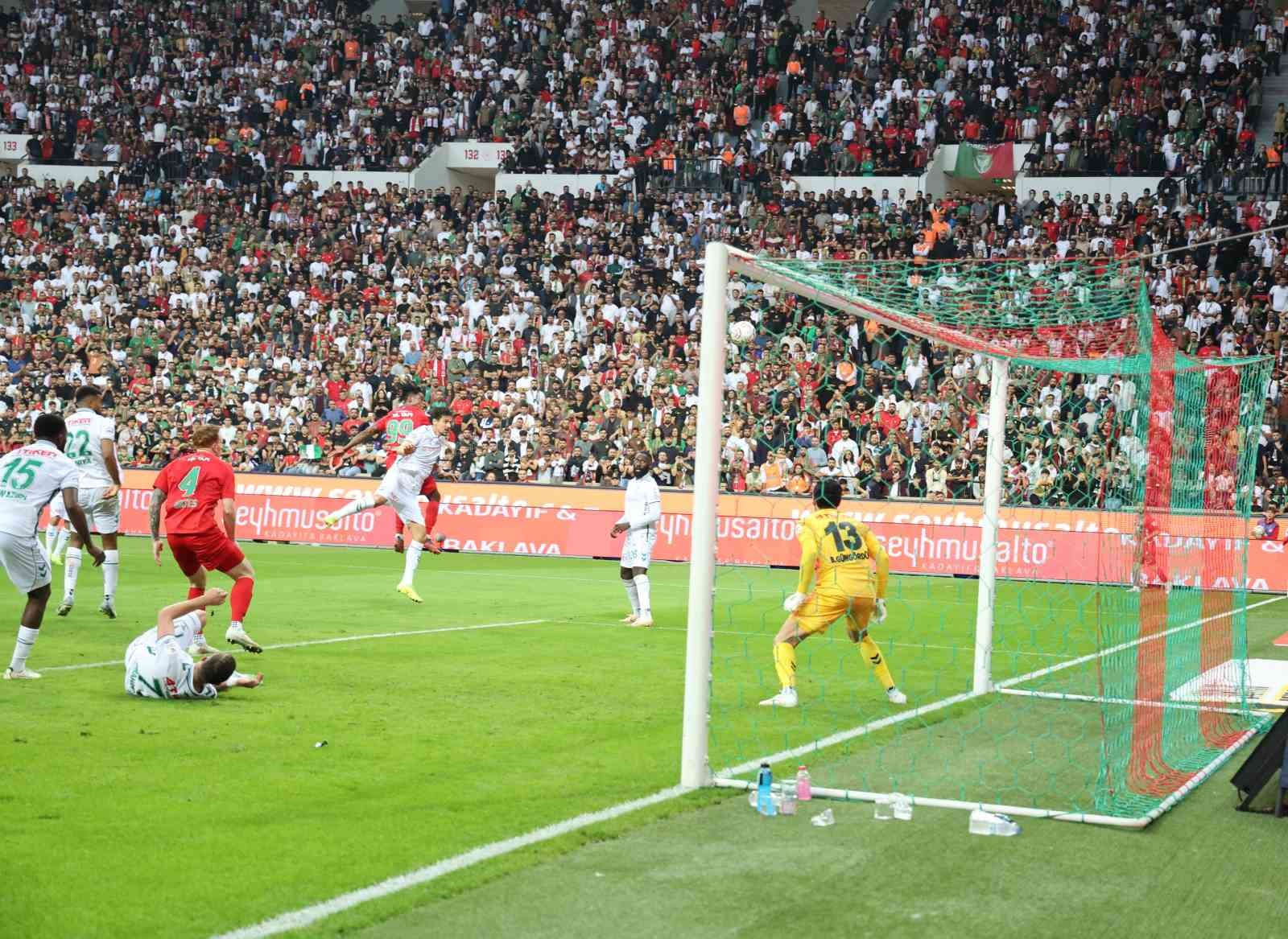 Trendyol Süper Lig: Amed Sportif Faaliyetler: 1 - Konyaspor: 0 (Maç sonucu)