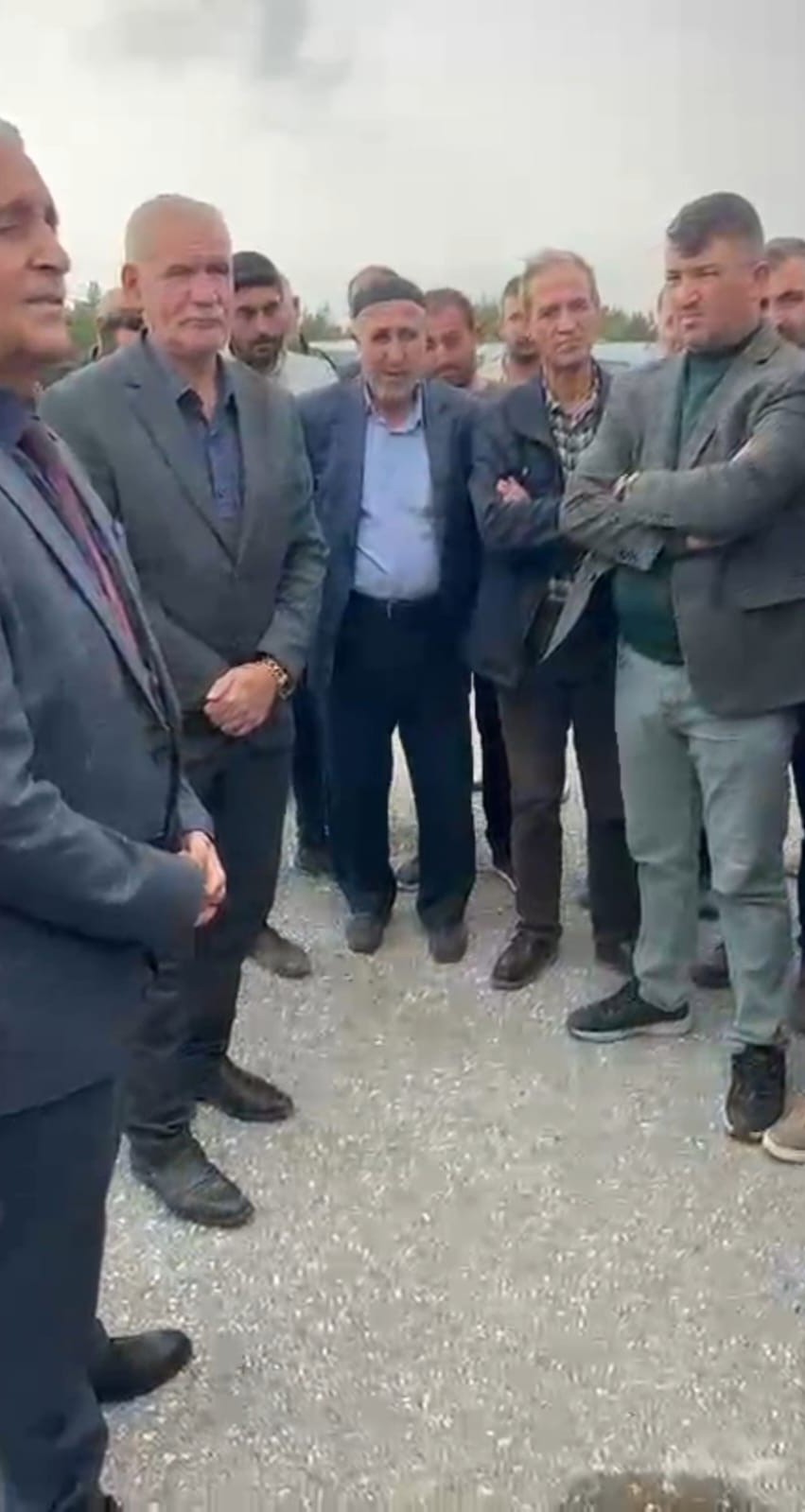 Adilcevazlı pancar üreticileri Erciş Şeker Fabrikası Müdürü Yurdaer ile bir araya geldi