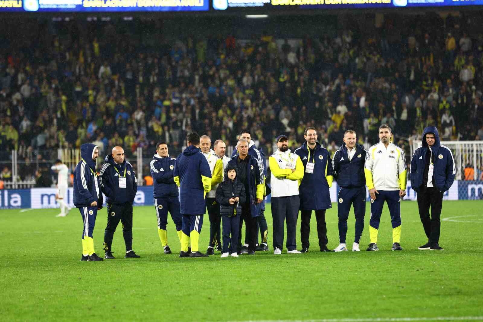 Trendyol Süper Lig: Fenerbahçe: 3 - Corendon Alanyaspor: 0 (Maç sonucu)
