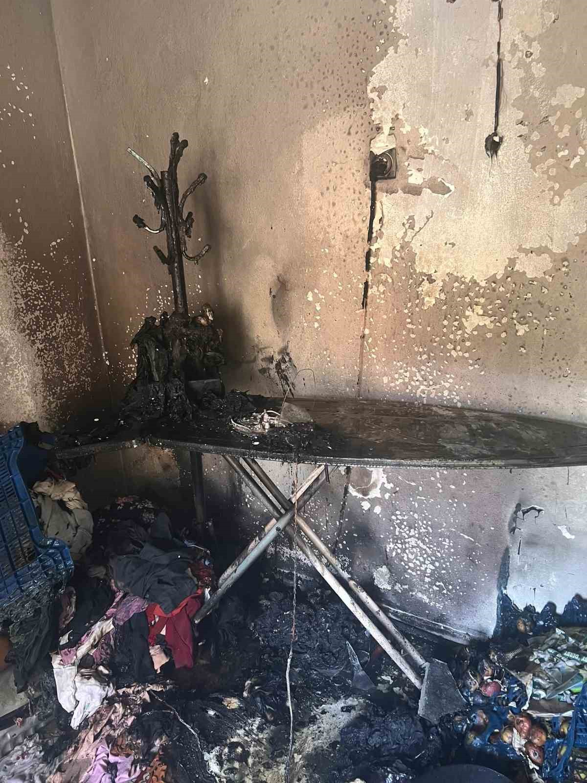 Hizan’da ev yangını büyümeden söndürüldü