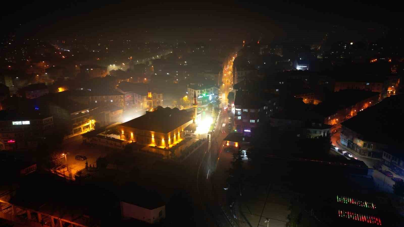 Çorum’da sis etkili oldu