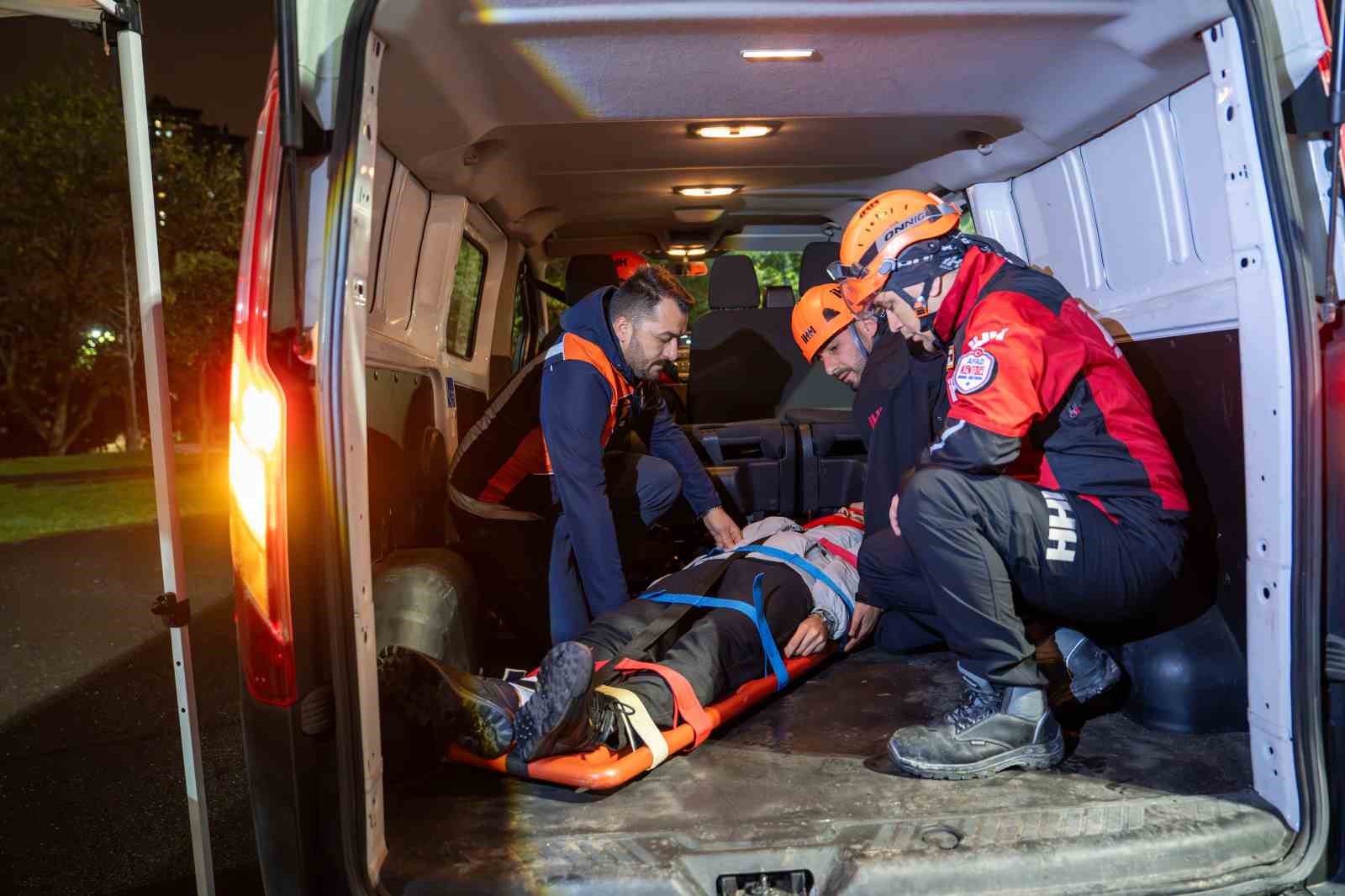 Gaziosmanpaşa’da deprem tatbikatı