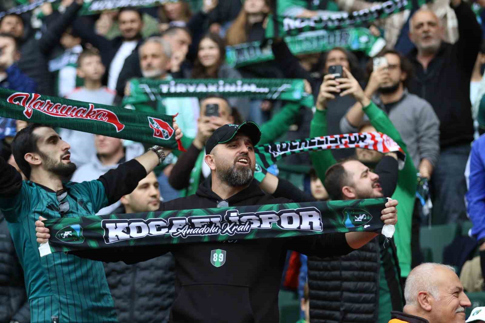 Trendyol Süper Lig: Kocaelispor: 0 - Göztepe: 0 (Maç devam ediyor)