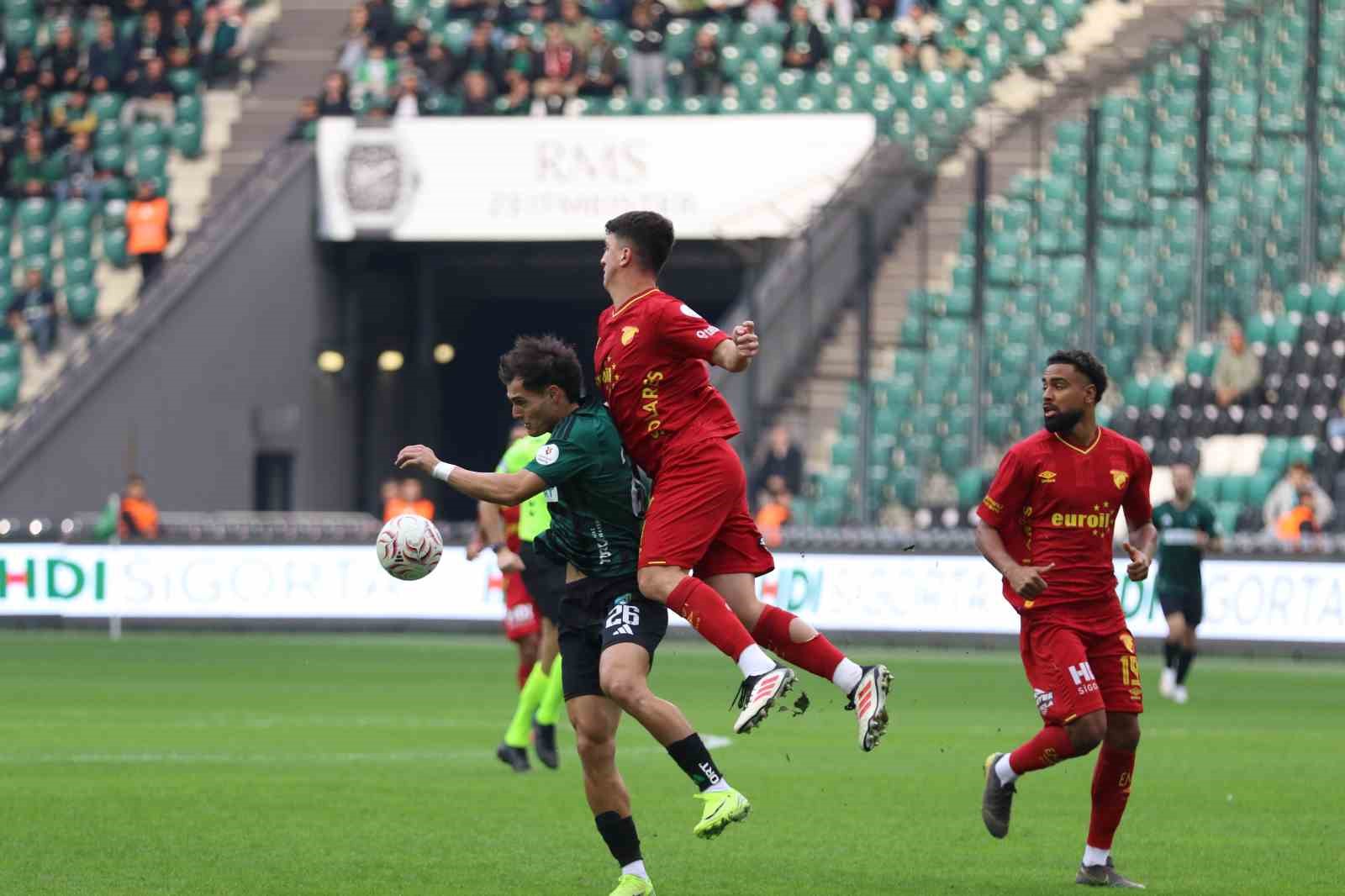 Trendyol Süper Lig: Kocaelispor: 0 - Göztepe: 0 (Maç devam ediyor)