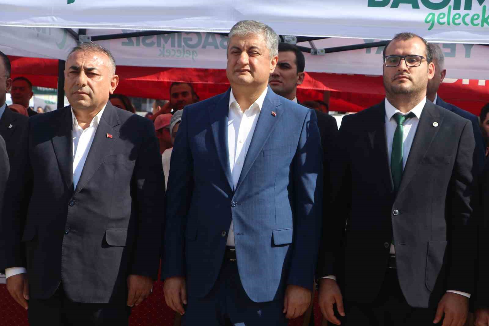 Adana’da aileler bağımlılığa karşı festivalde buluştu