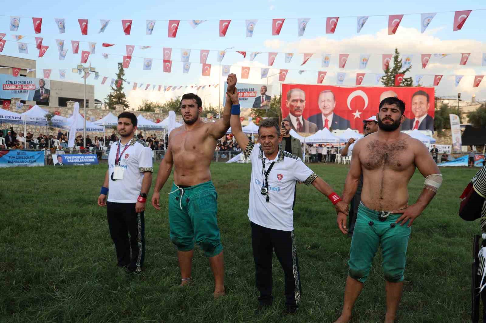 Kozan’da başpehlivan Efe Anıl Al oldu