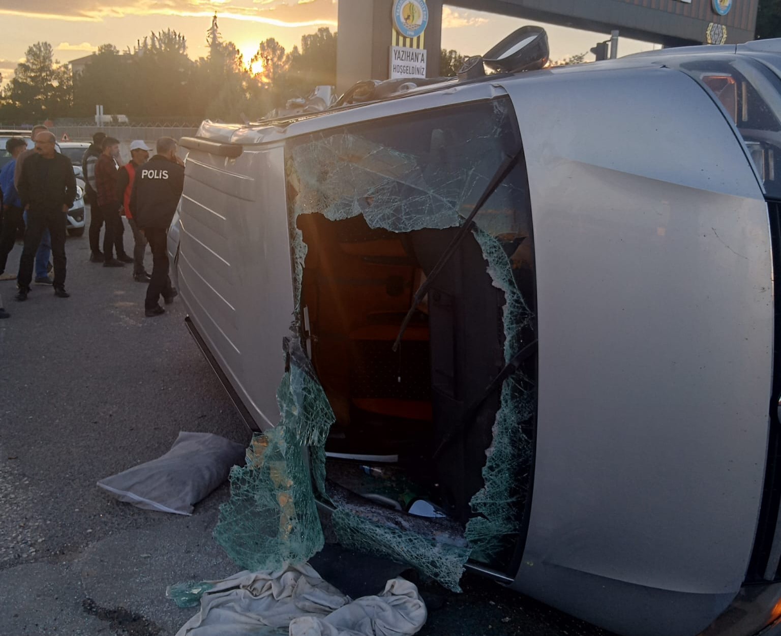 Malatya’da minibüs ile otomobil çarpıştı: 1’i ağır 3 yaralı