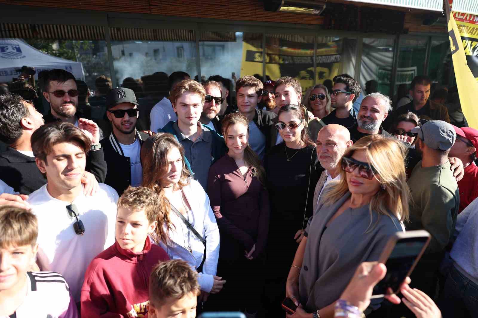 Bodrum FK ve ’Daha 17’ oyuncularına sevgi seli