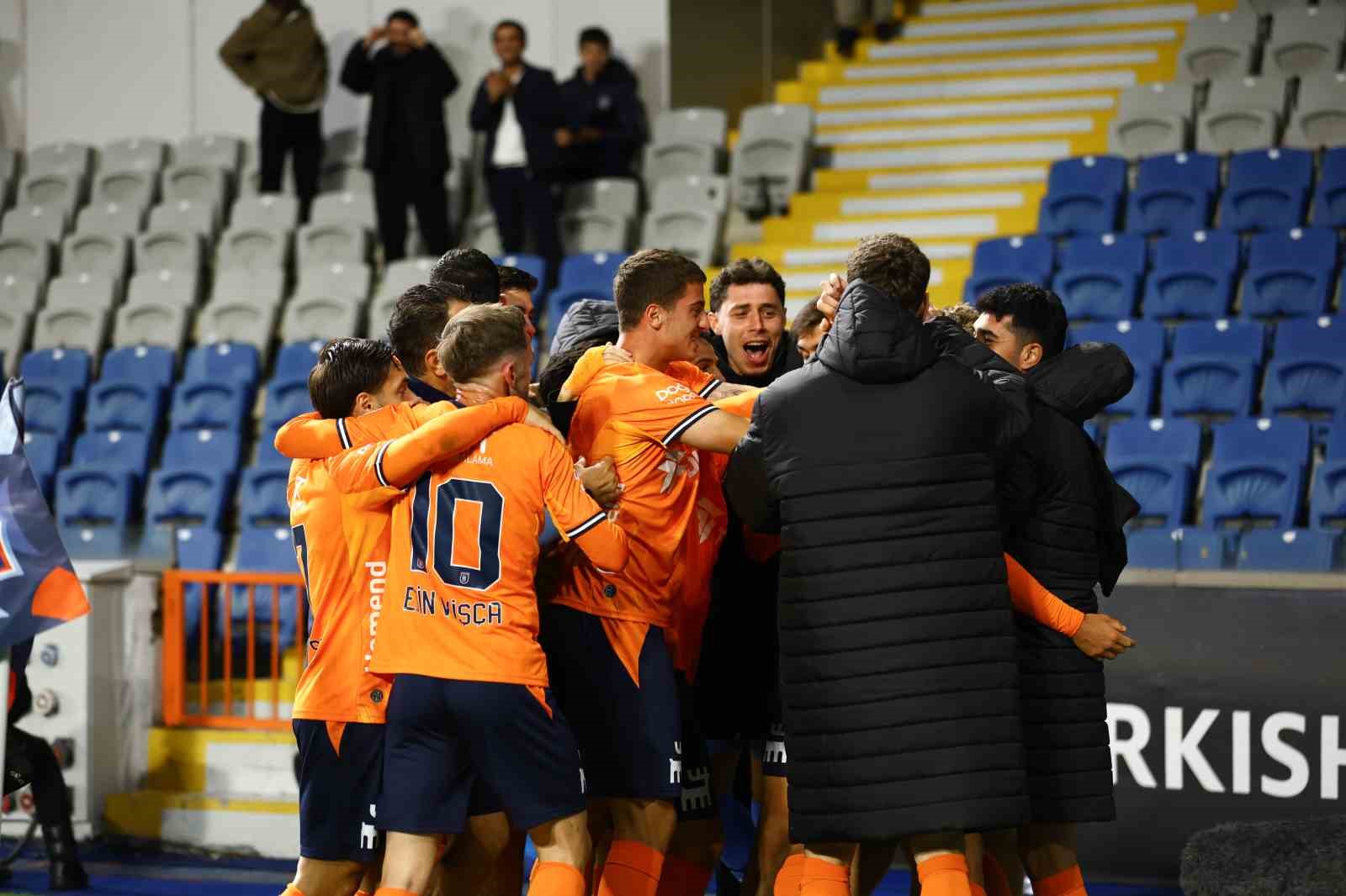 Trendyol Süper Lig: Başakşehir: 2 - Gaziantep FK: 1 (Maç sonucu)