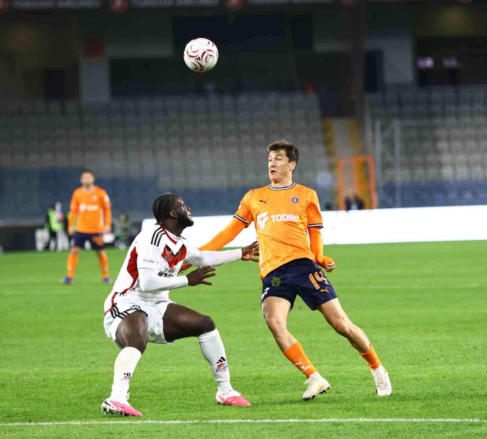 Trendyol Süper Lig: Başakşehir: 2 - Gaziantep FK: 1 (Maç sonucu)
