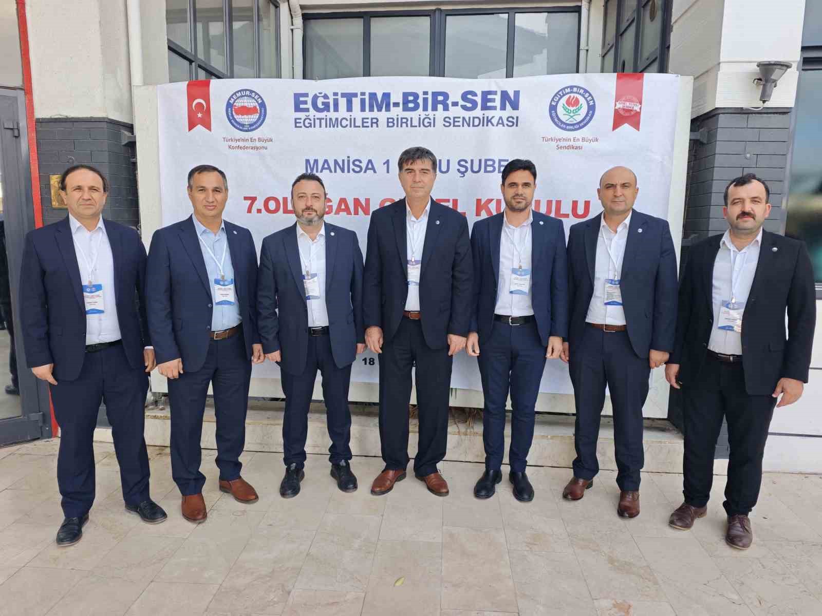 Eğitim-Bir-Sen Manisa’da Ahmet Yasav güven tazeledi
