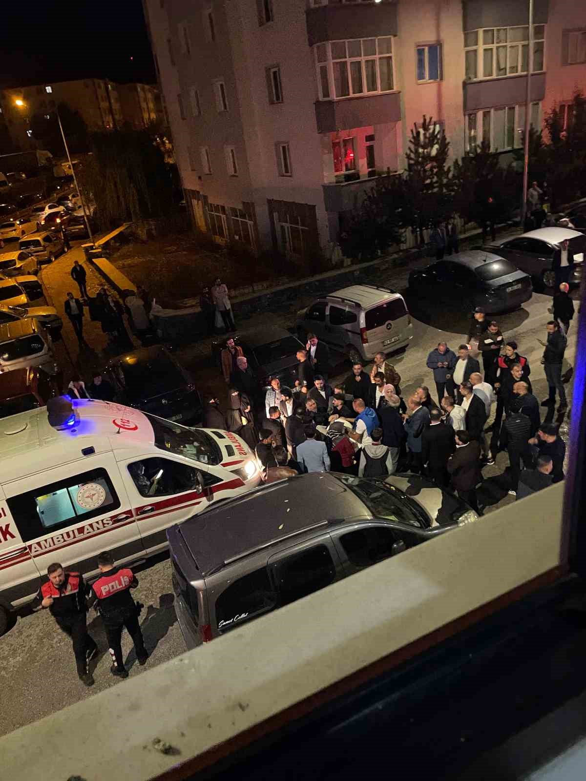 Erzurum’da düğünde bıçaklı kavga: 1’i ağır 3 yaralı