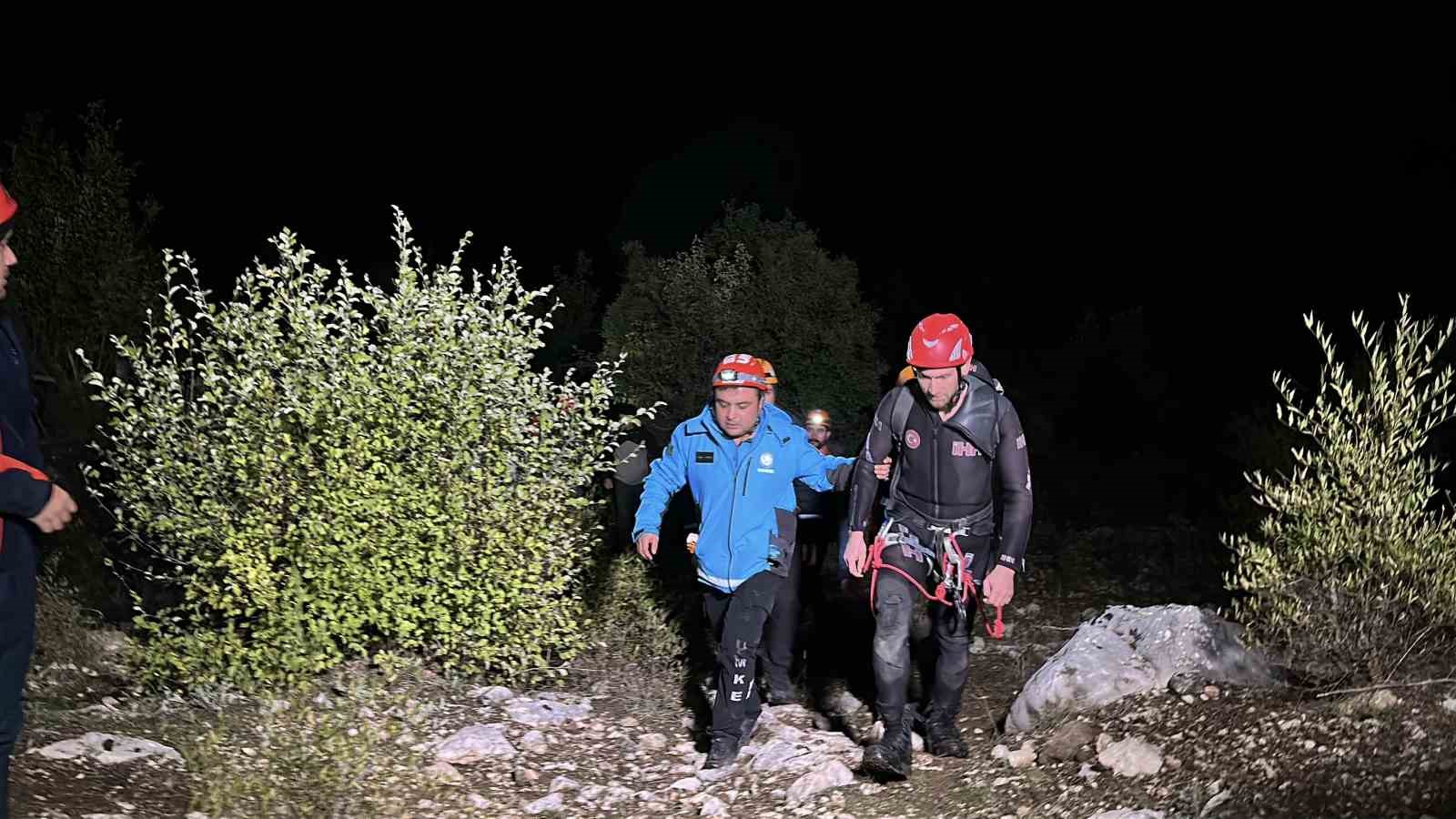Isparta’da Yazılı Kanyon’da mahsur kalan 3 İHH gönüllüsü kurtarıldı