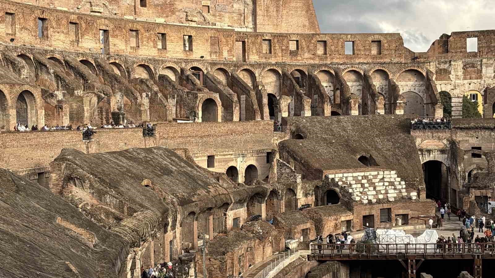 Kolezyum’daki Troya ve Roma sergisi 2 milyonun üzerinde ziyaretçiyi ağırladı
