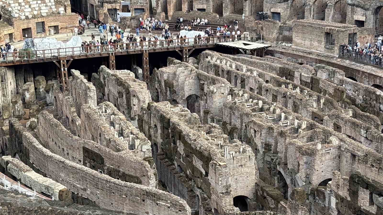Kolezyum’daki Troya ve Roma sergisi 2 milyonun üzerinde ziyaretçiyi ağırladı