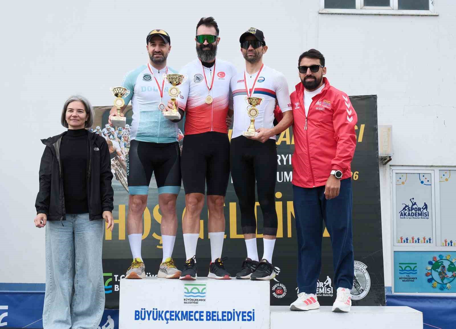 7. Uluslararası Ali Hüryılmaz Bisiklet Yarışı’nda pedallar zafer için döndü