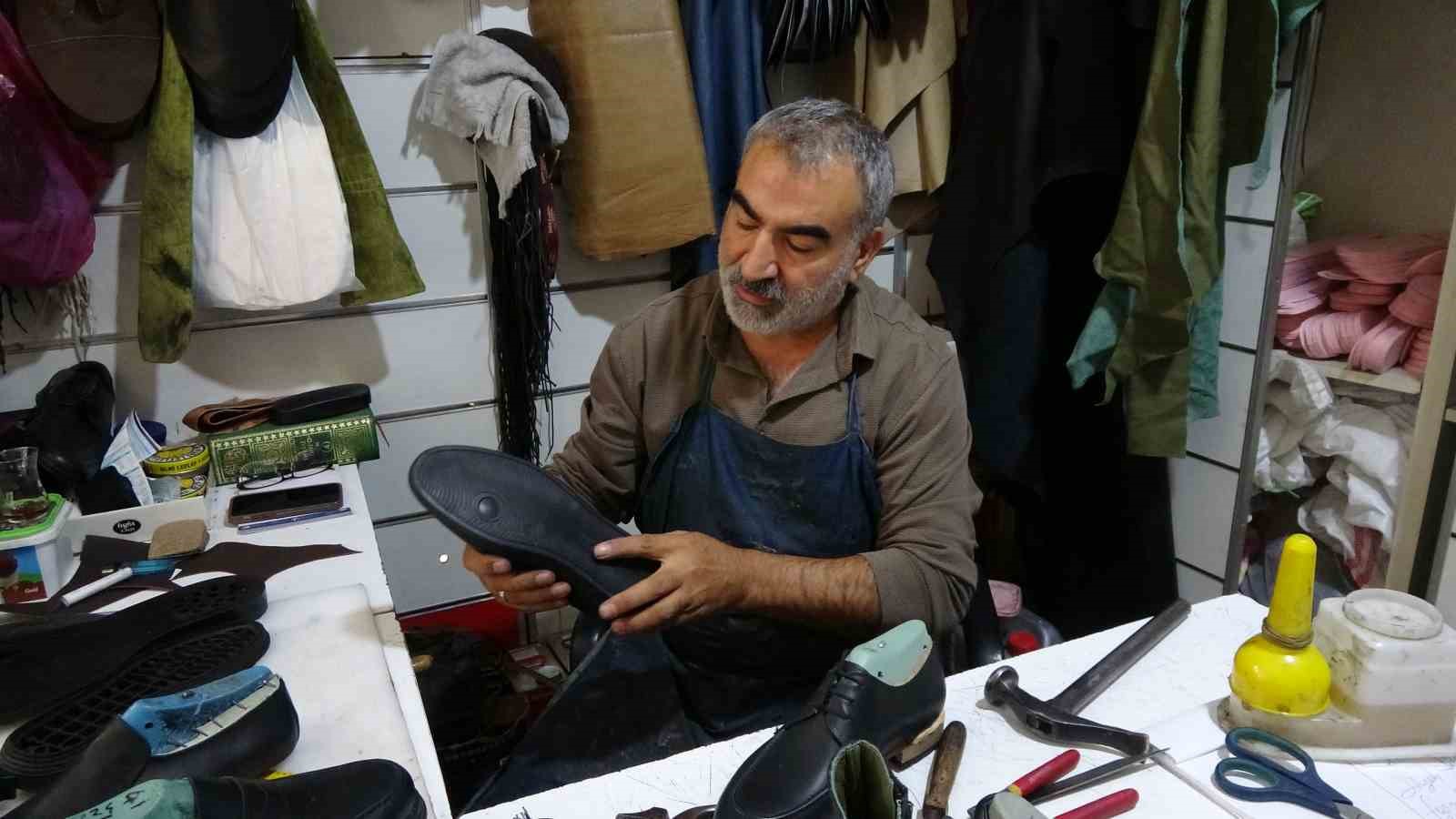 Yozgatlı kunduracı Ali Şahin: "Amacımız sanatımızı yaşatmak"